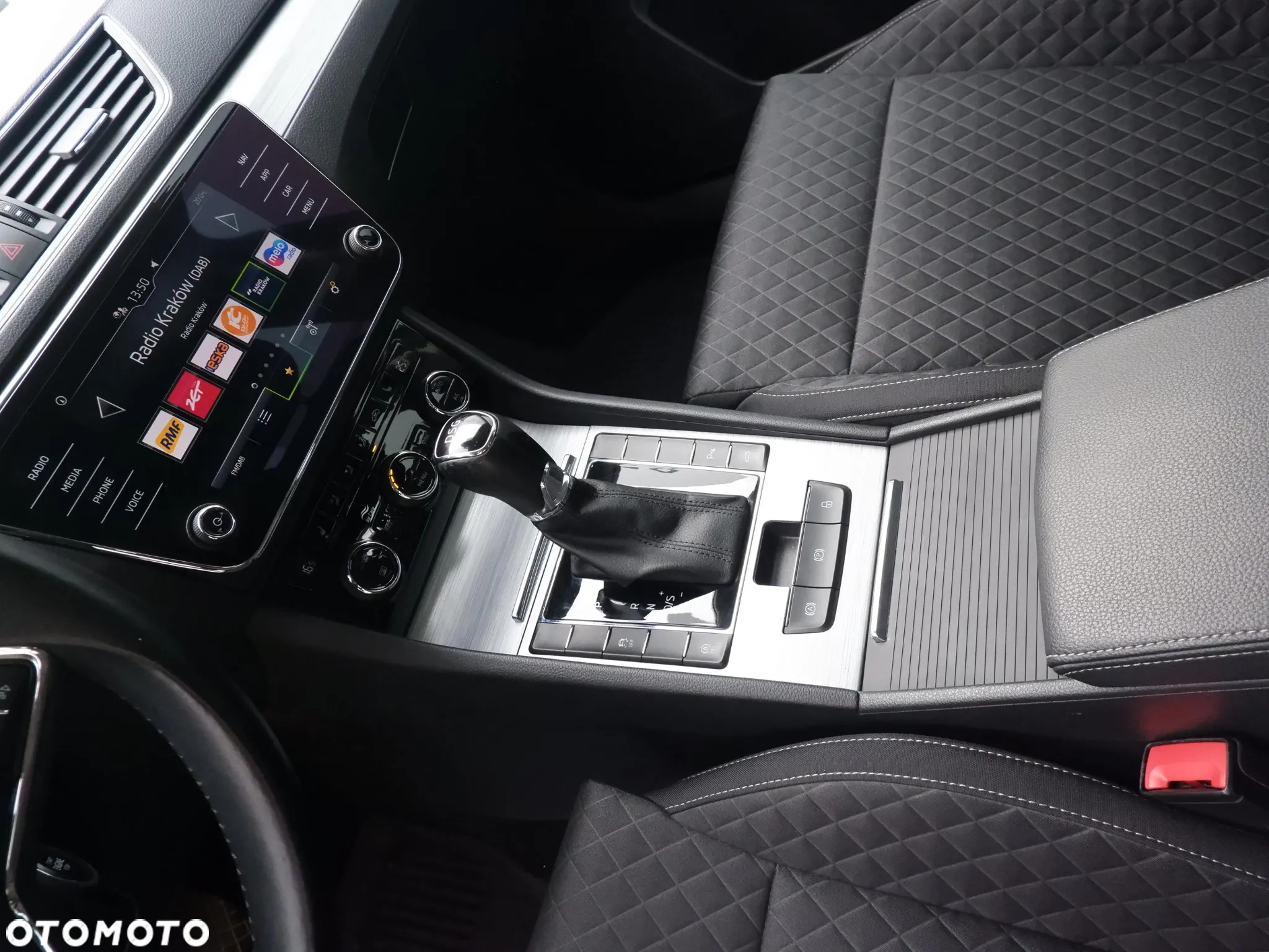 Skoda Superb 2.0 TSI Ambition DSG - 33