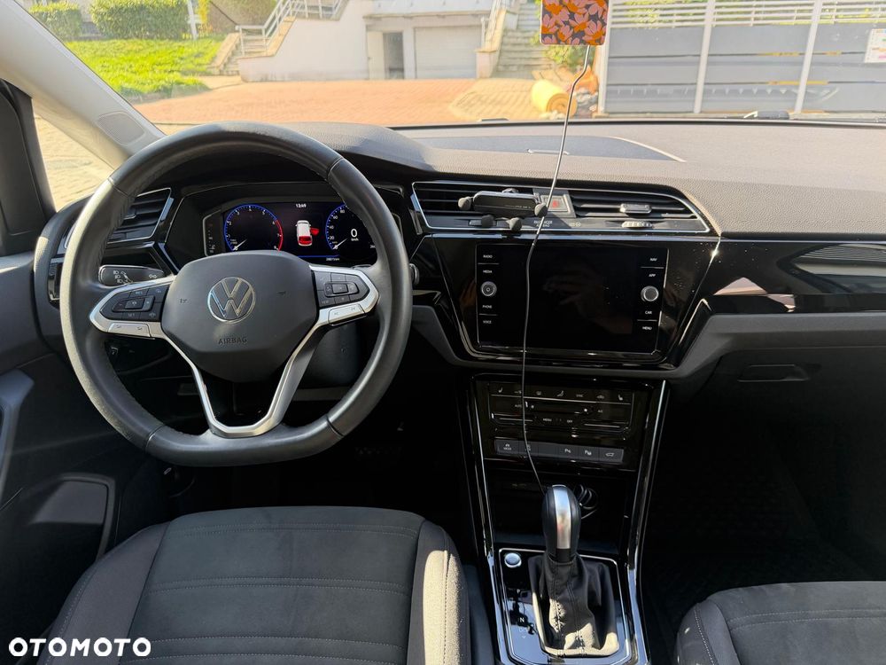 Volkswagen Touran 1.5 TSI EVO Highline DSG - 8