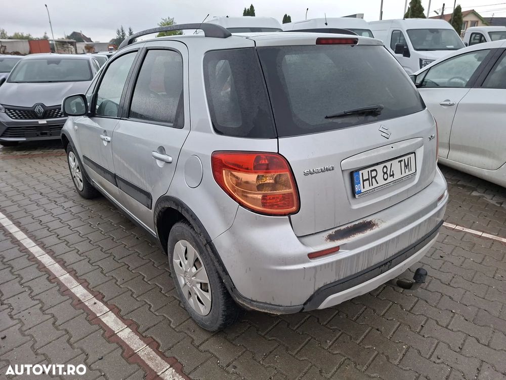 Suzuki SX4 1.6 VVT 4x2 Comfort Dance - 4