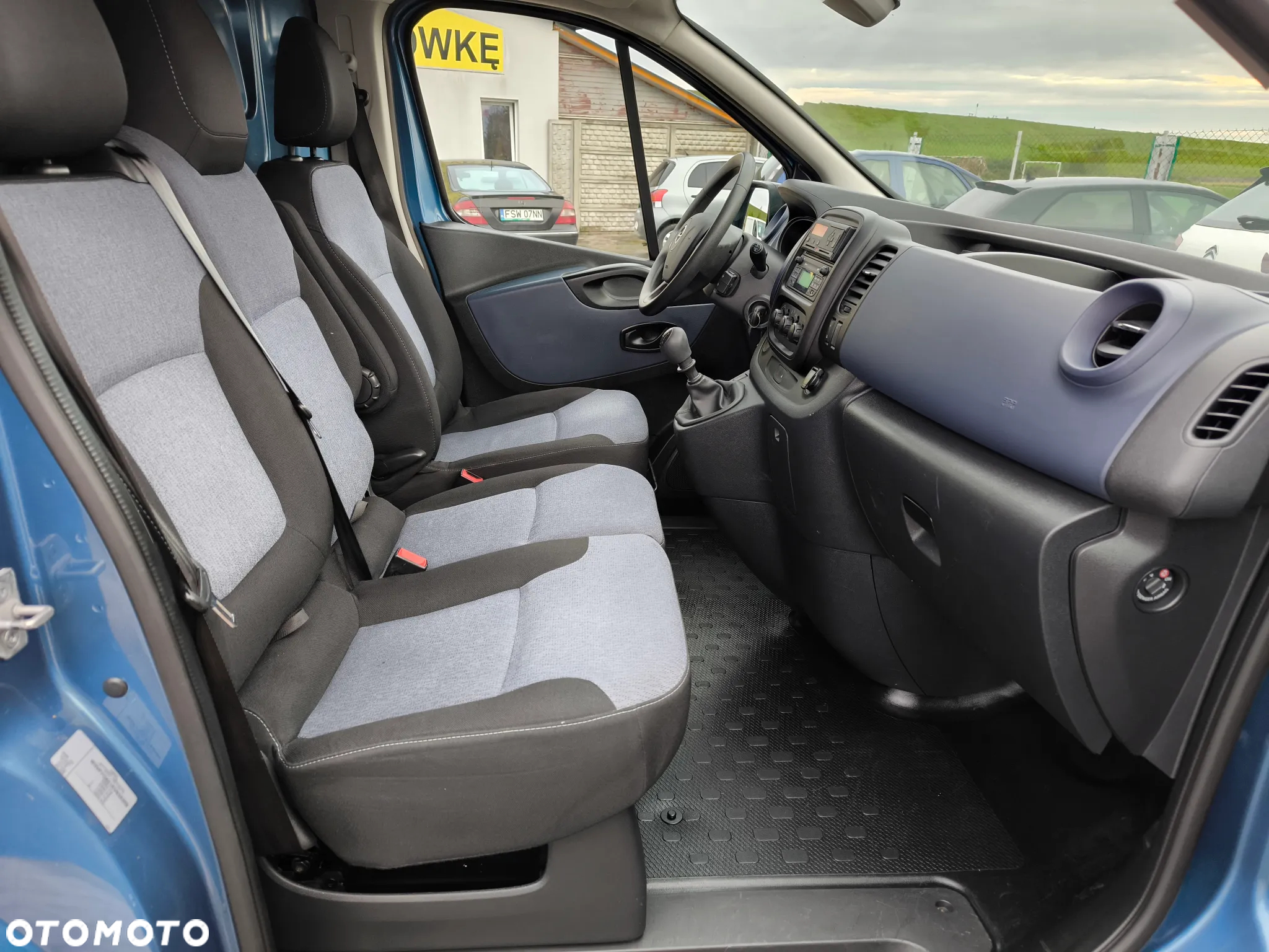 Opel Vivaro - 9
