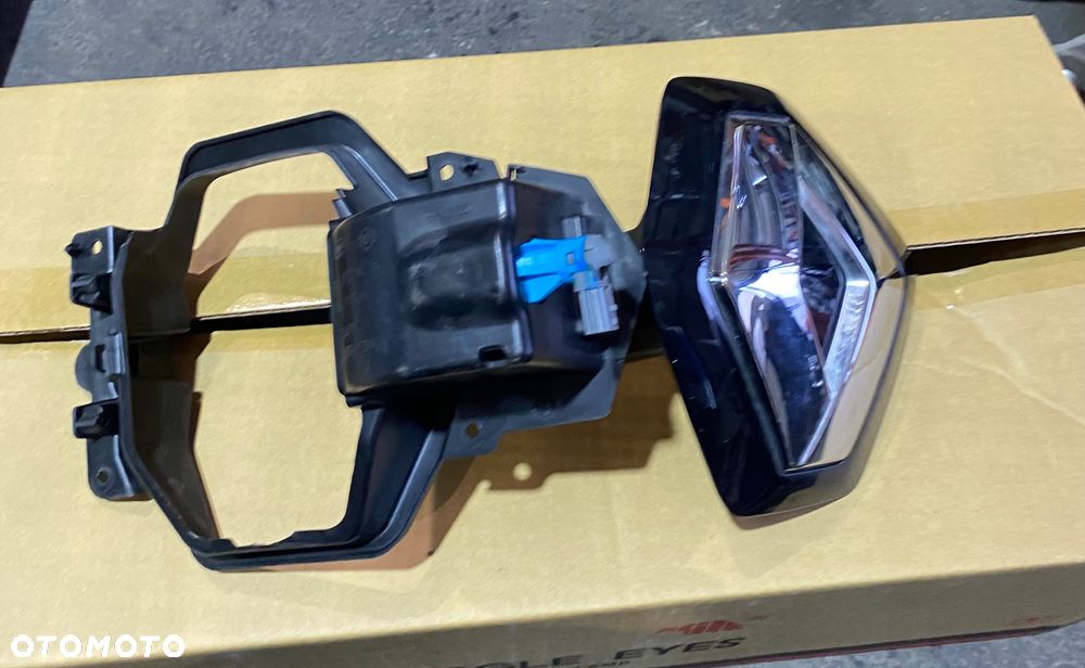 RENAULT ZOE KLAPKA GNIAZDO GRILLA ATRAPY ŁADOWARKI NAKŁADKA ZNACZEK EMBLEMAT LOGO CHROM GRILL ATRAPA KLAPA ŁADOWARKI - 4