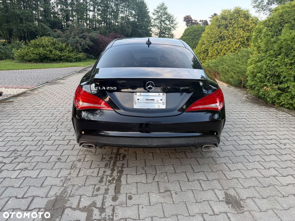 Mercedes-Benz CLA 250 7G-DCT AMG Line - 9