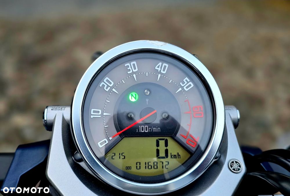 Yamaha MT - 6
