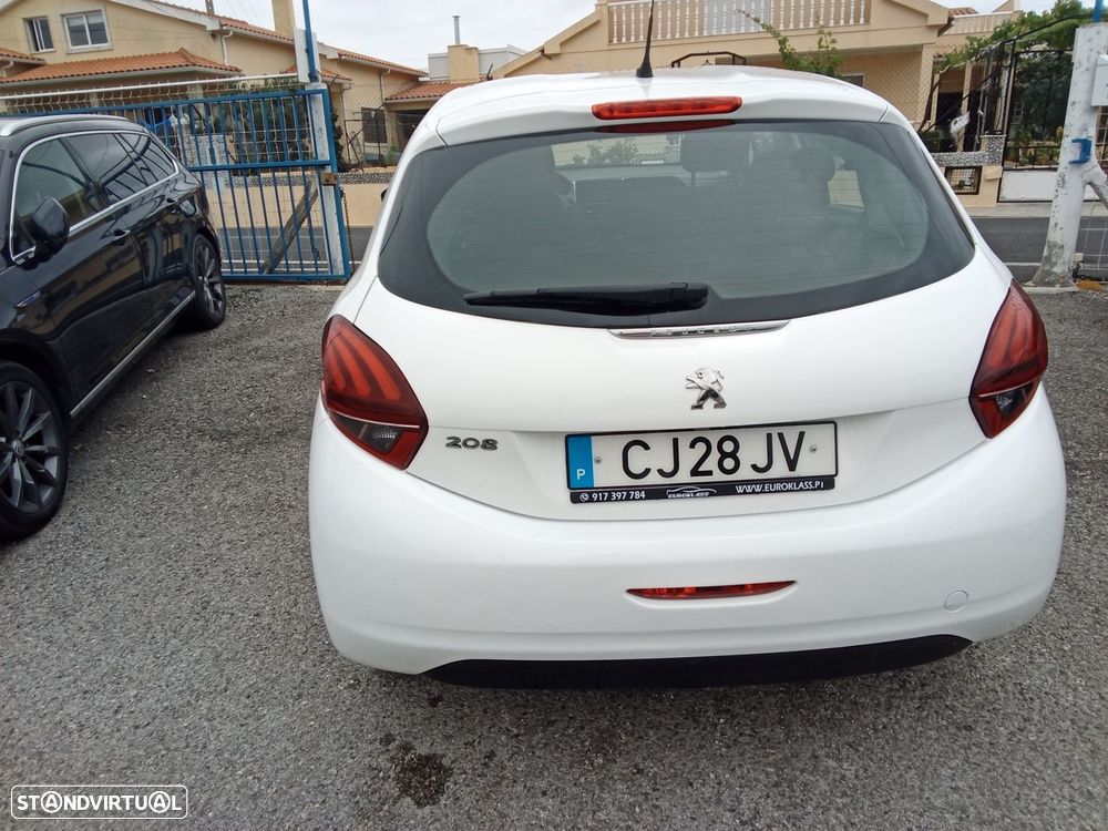Peugeot 208 1.5 BlueHDi Active — fotografia 9