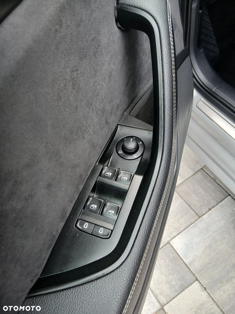 Skoda Superb 1.5 TSI ACT Sportline DSG - 18