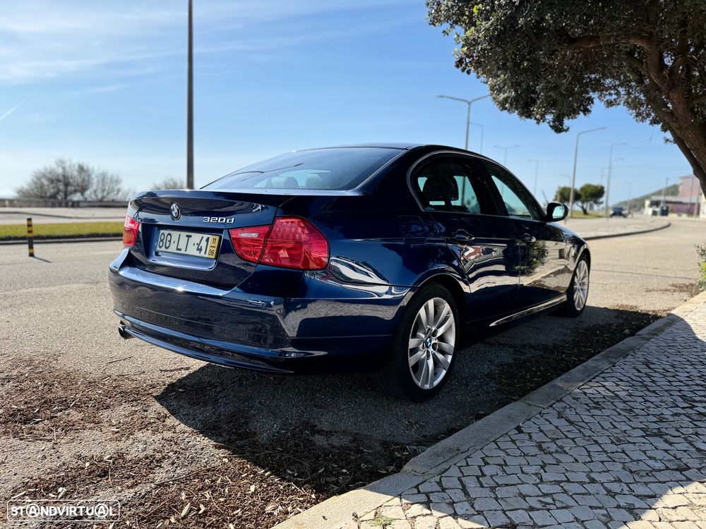 BMW 320 d Line Sport - 41