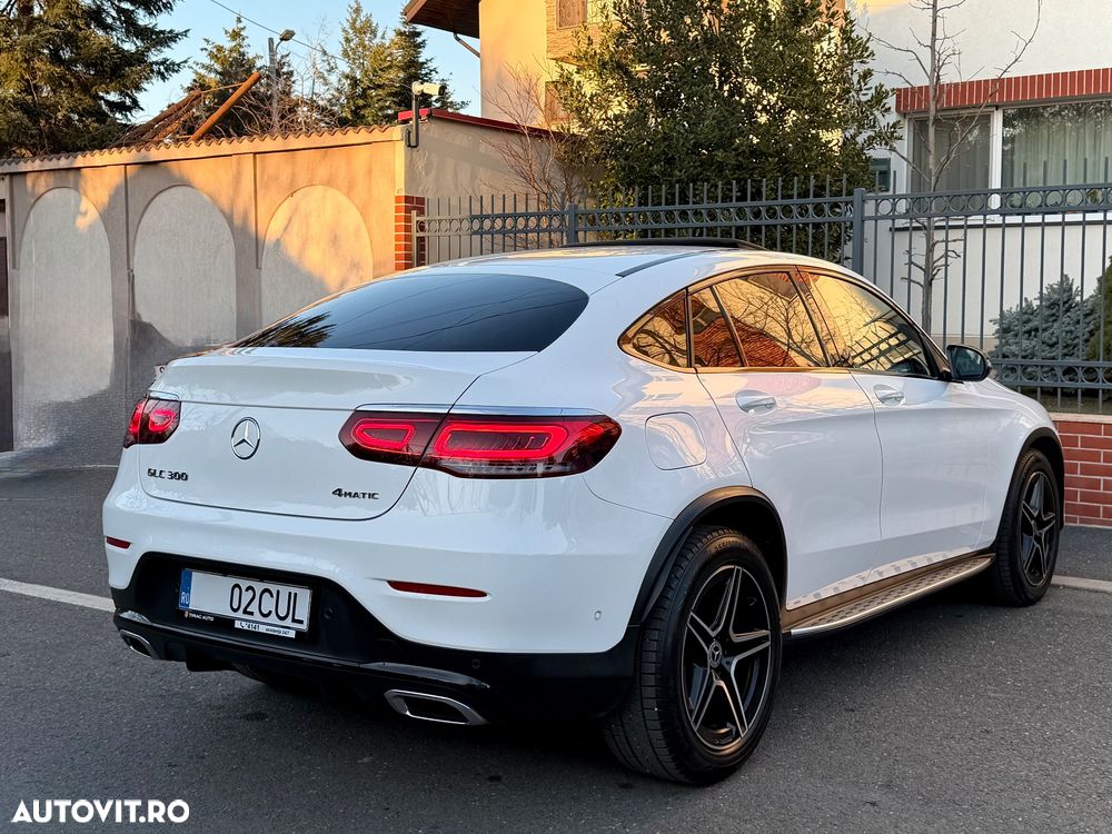Mercedes-Benz GLC 300 4MATIC MHEV - 5