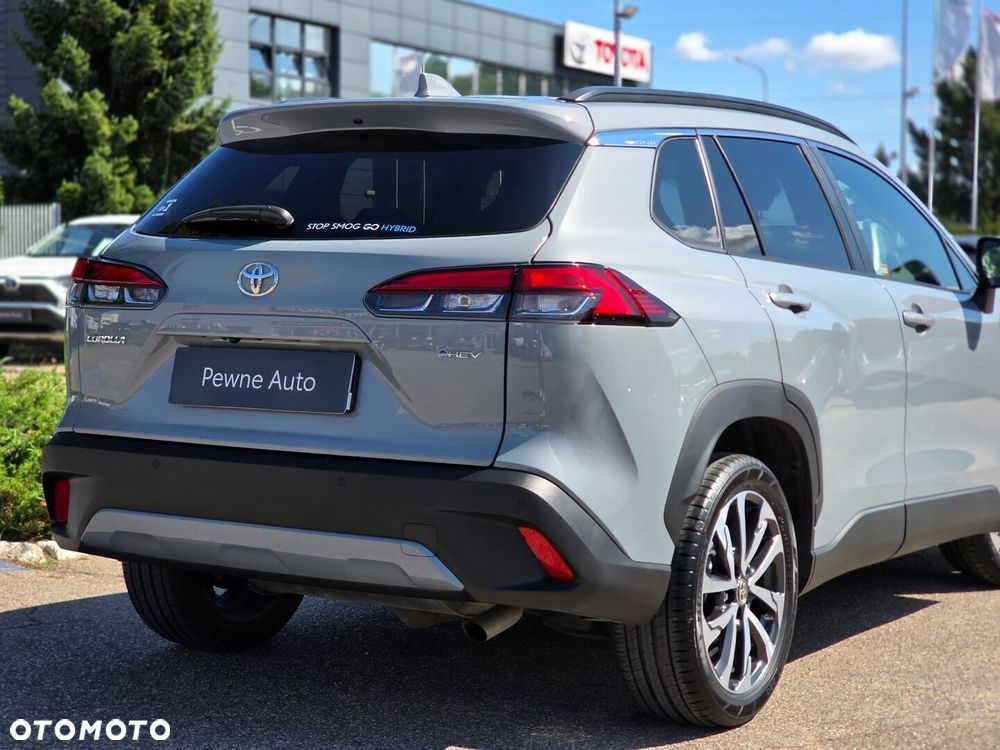 Toyota Corolla Cross - 11