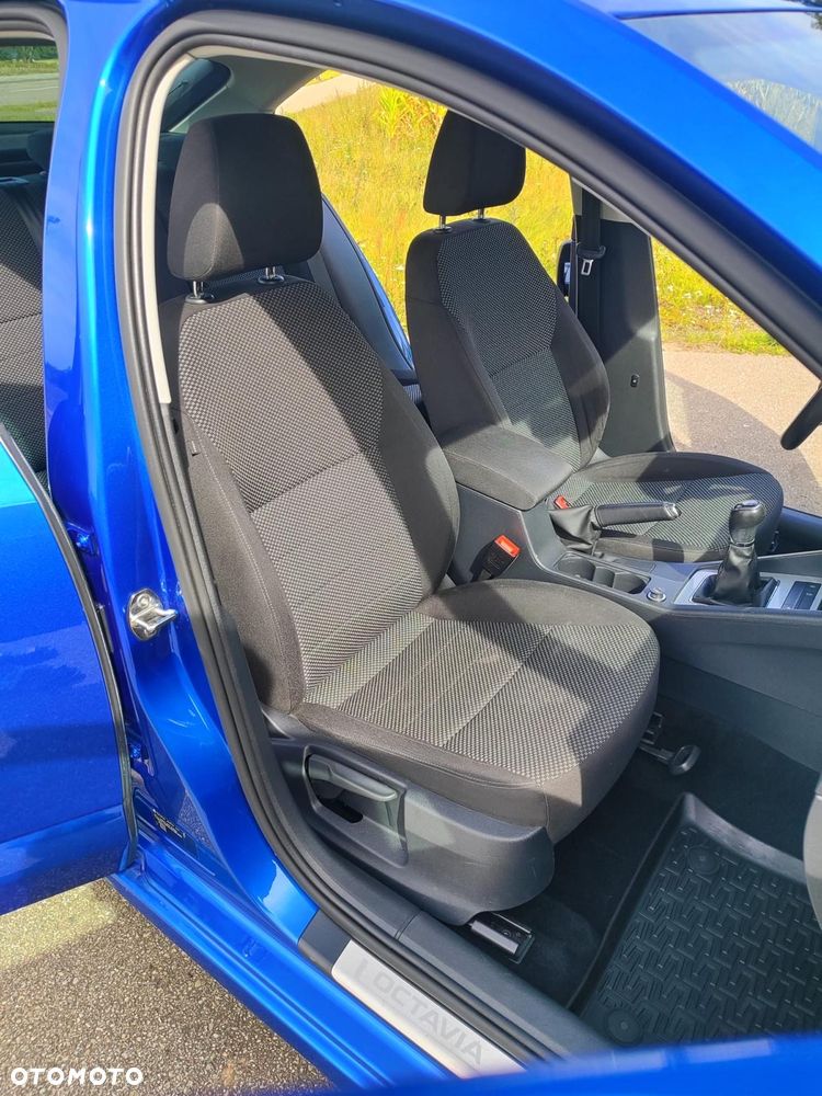 Skoda Octavia 1.4 TSI Ambition - 32