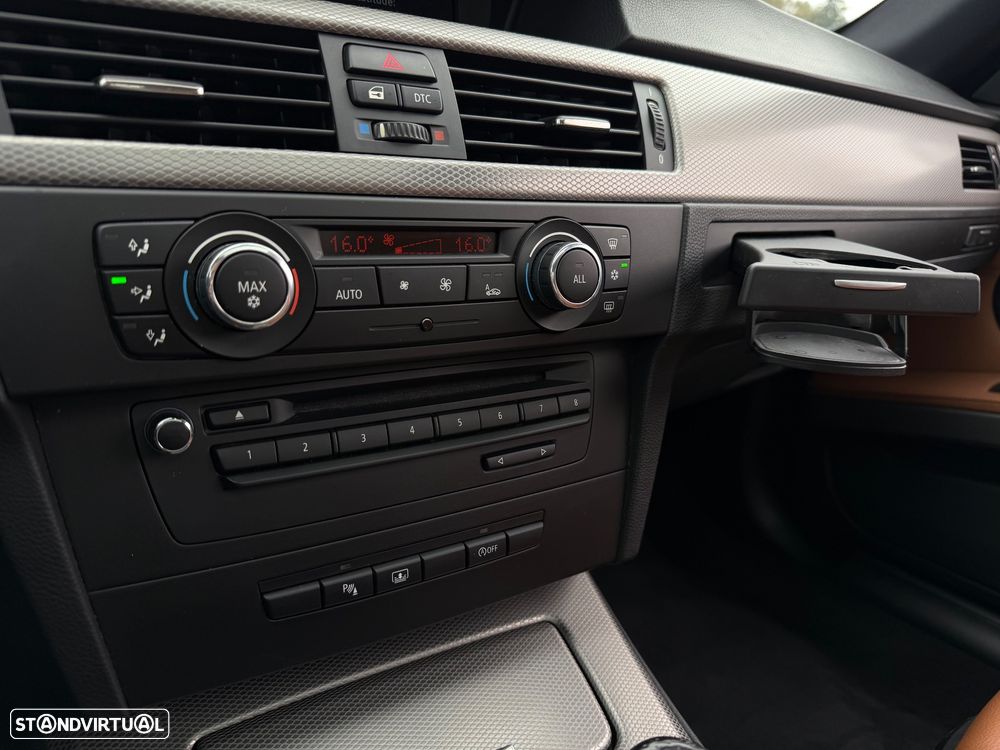 BMW 320 d Coupe Edição M - 35
