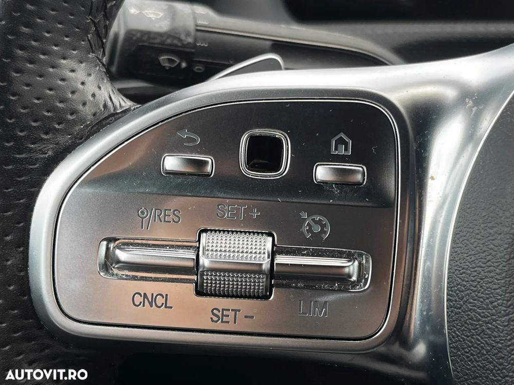 Mercedes-Benz A 250 e 8G-DCT - 14