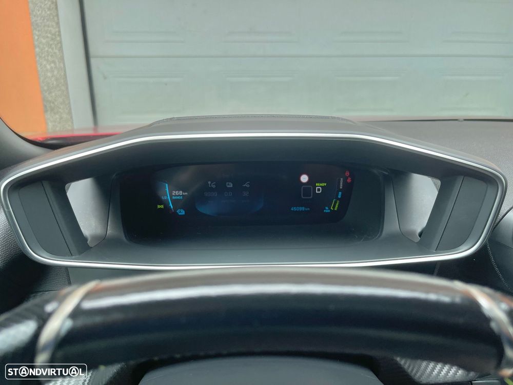 Peugeot e-2008 GT Pack - 13