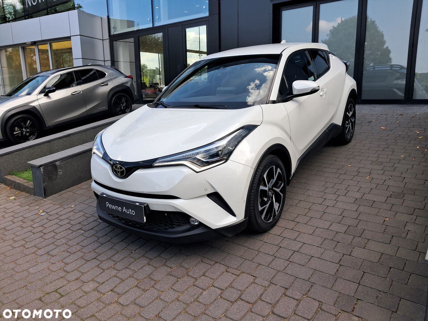 Toyota C-HR 1.2 T Prestige CVT - 1