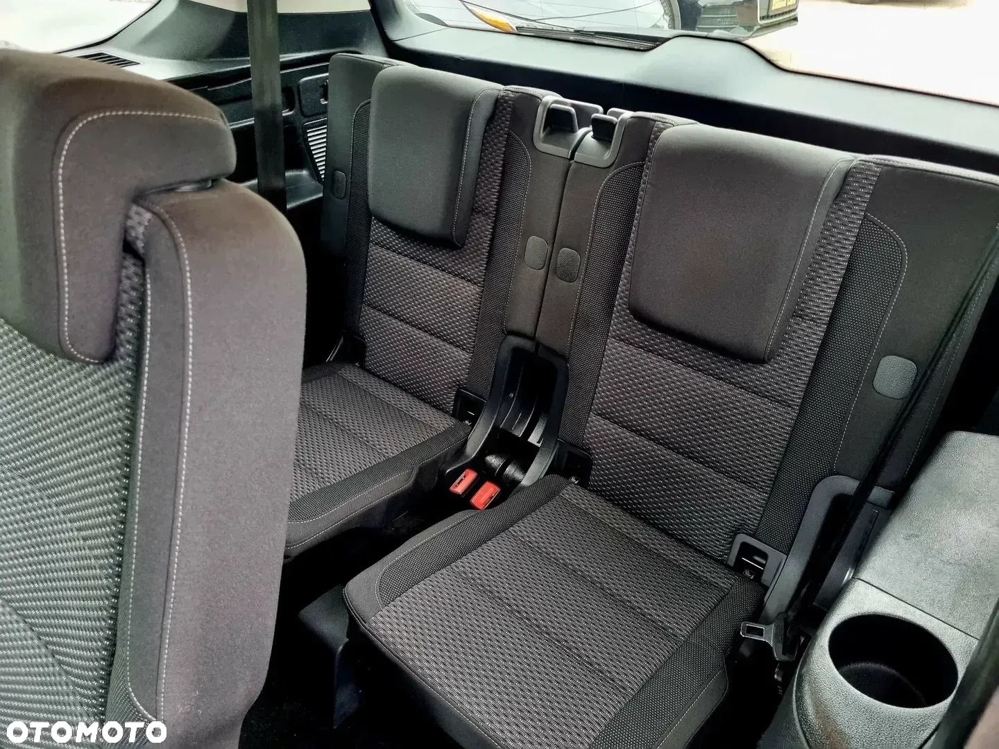 Volkswagen Touran 1.6 TDI SCR (BlueMotion Technology) DSG Comfortline - 13