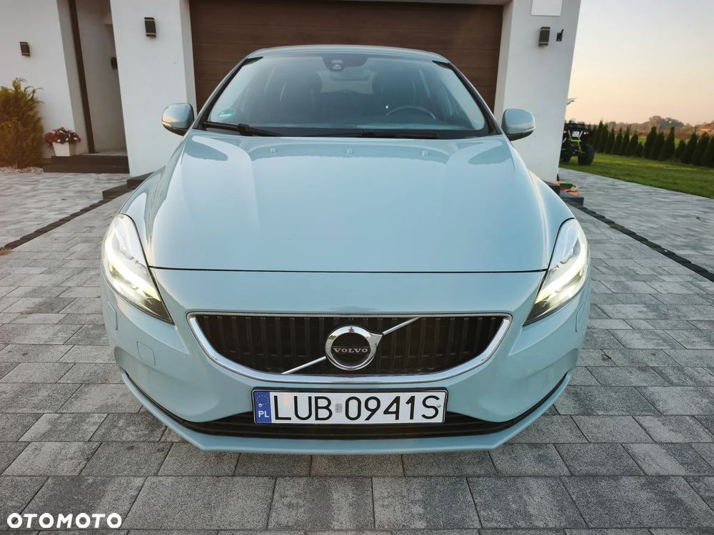 Volvo V40 2016 photo 3