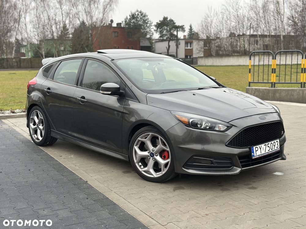 Ford Focus 2.0 EcoBoost ST - 3