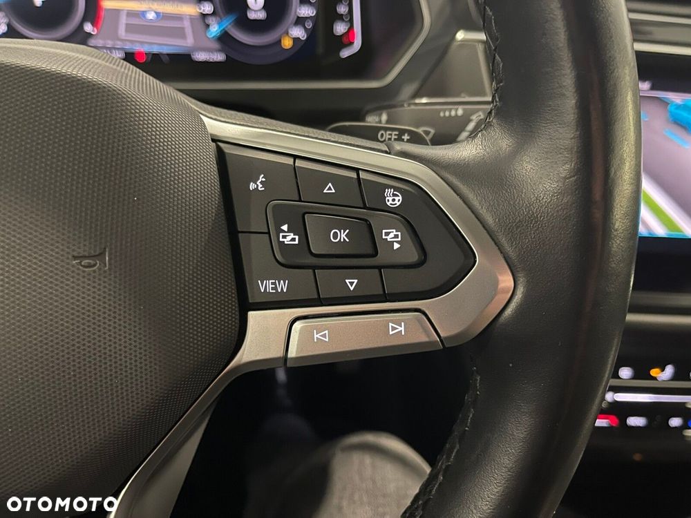 Volkswagen Tiguan 2.0 TDI SCR 4Mot Elegance DSG - 24