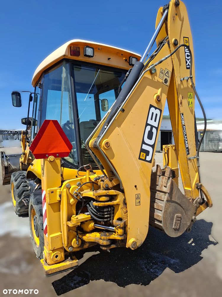 JCB 2CX - 7