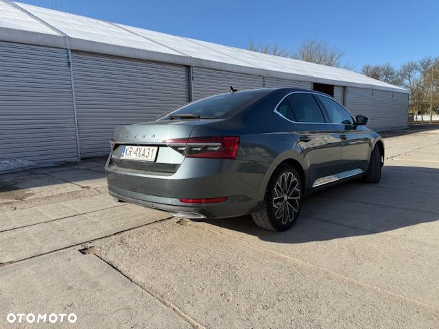 Skoda Superb 2.0 TDI SCR L&K DSG - 5