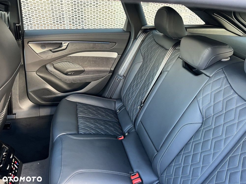 Audi A6 Avant - 20
