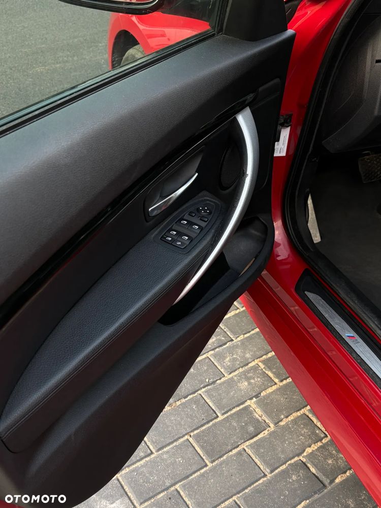BMW 3GT 320d xDrive - 4