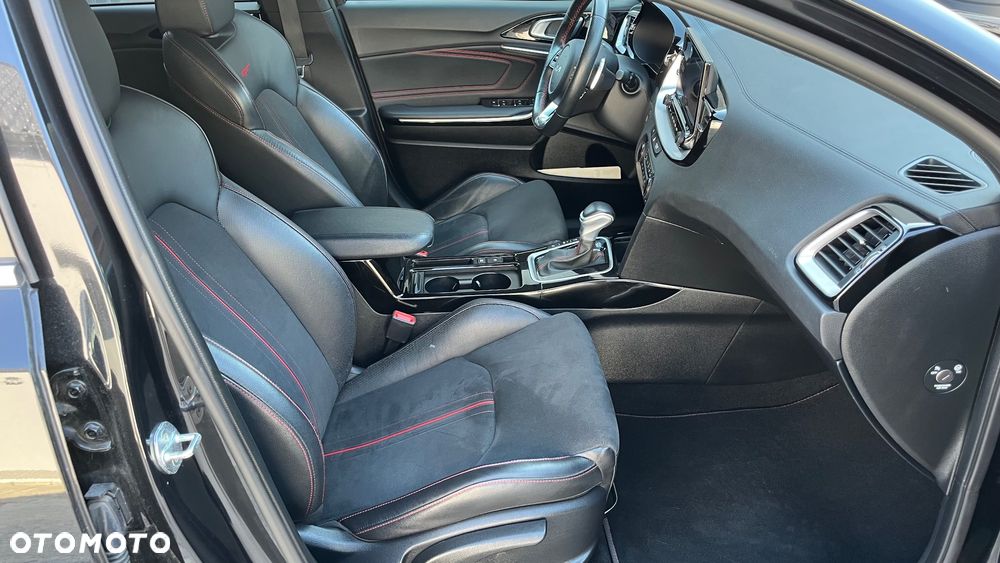 Kia ProCeed 1.6 T-GDI DCT7 OPF GT - 23