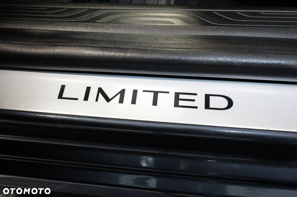 Renault Megane 1.3 TCe FAP Limited EDC - 25