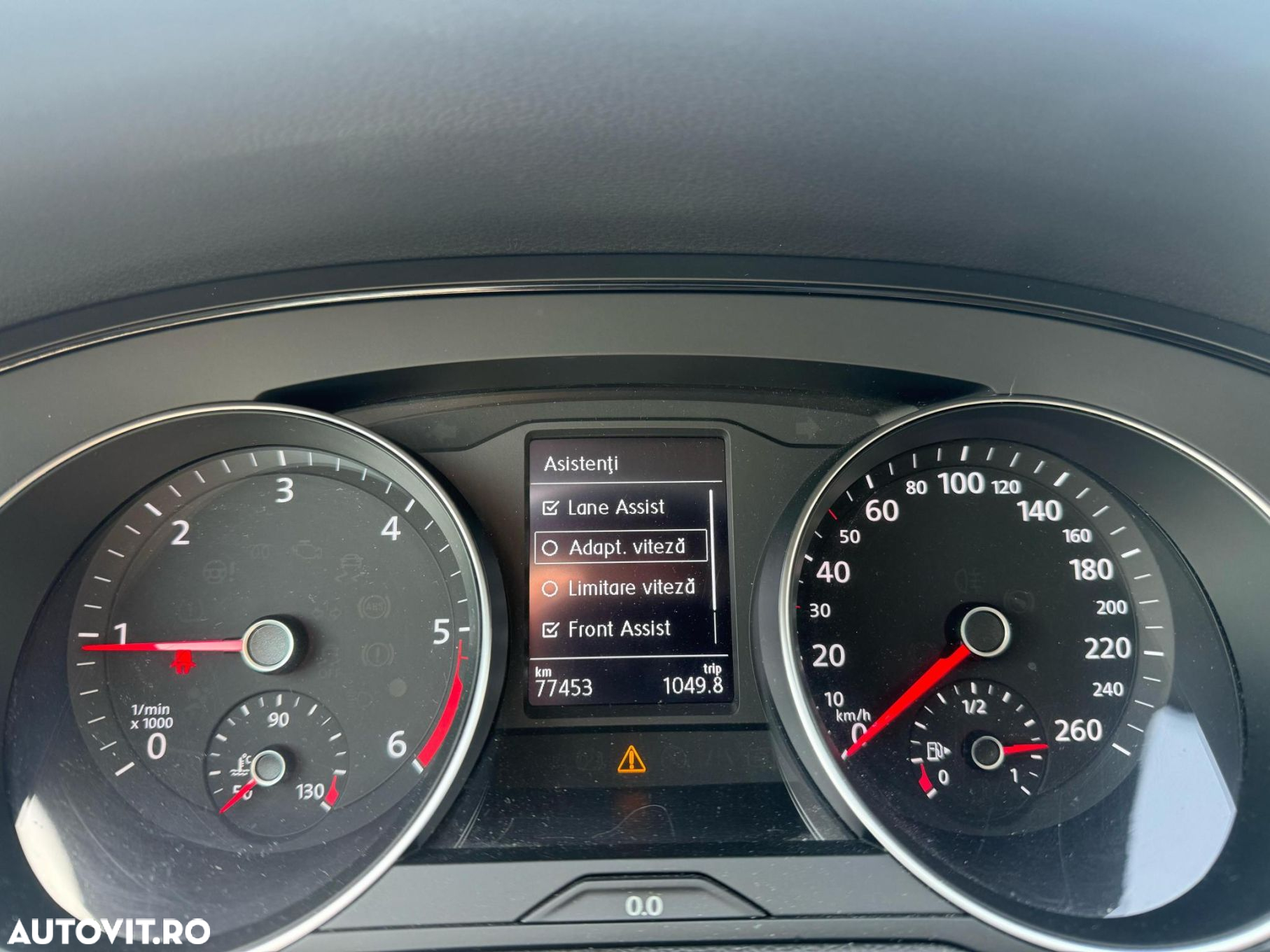 Volkswagen Passat 2.0 TDI DSG Advance - 10