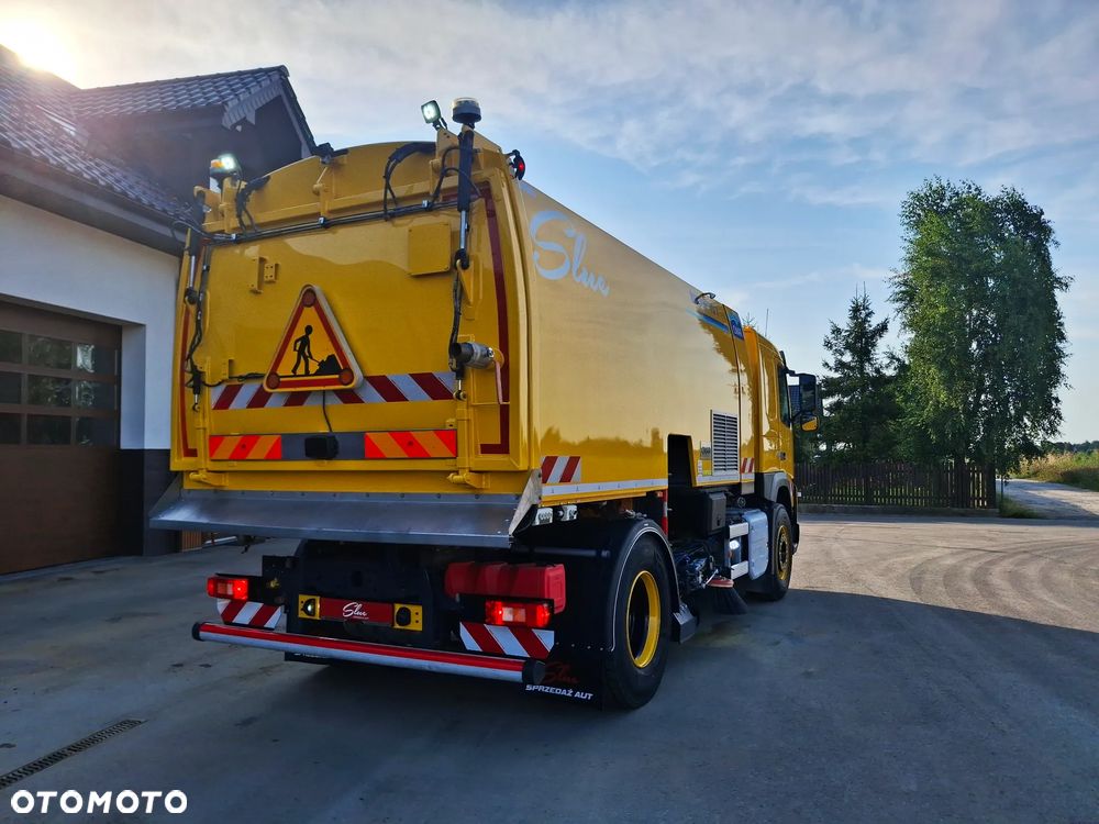 Volvo FMX 420 Zamiatarka BROCK VS 7 TECH Euro 6 PM2.5/10 Karcher 100 BAR Listwy Ciśnieniowe Mycie Asfaltu W Szerokim Zakresie Szczotki L/R 2145 MTH Kamery 360 2021R Dodatkowy Zbiornik Wody Webasto - 11