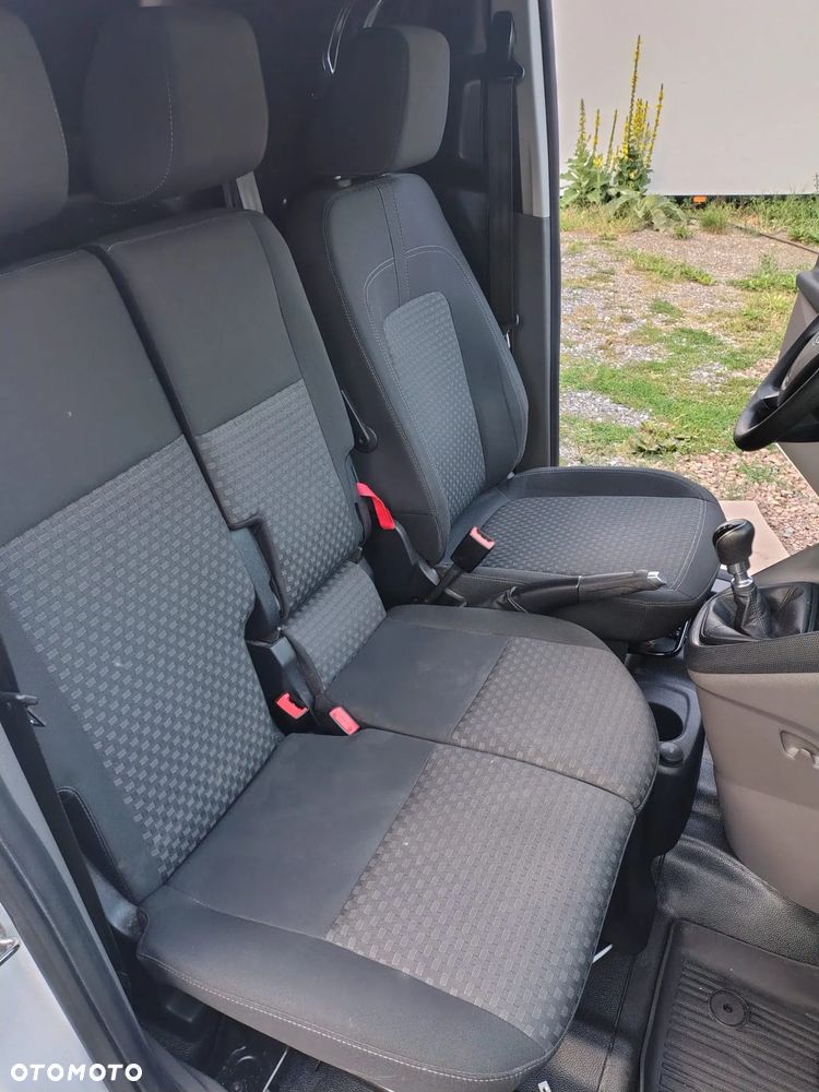 Ford Transit Connect - 13