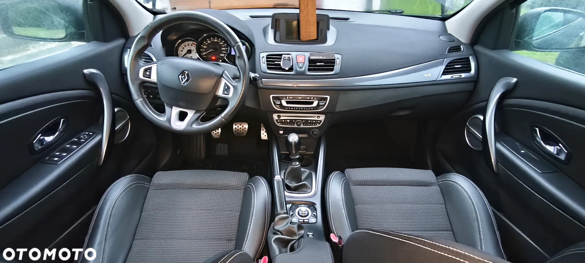 Renault Megane Grandtour TCe 180 GT - 17