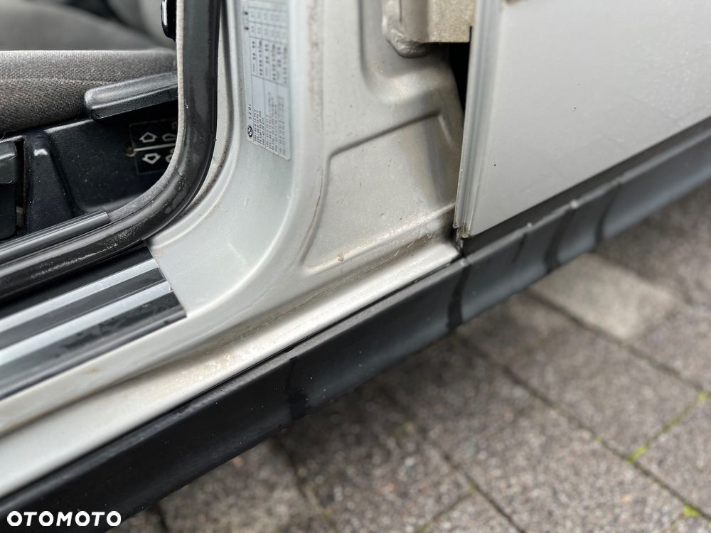 BMW Seria 5 520i - 21