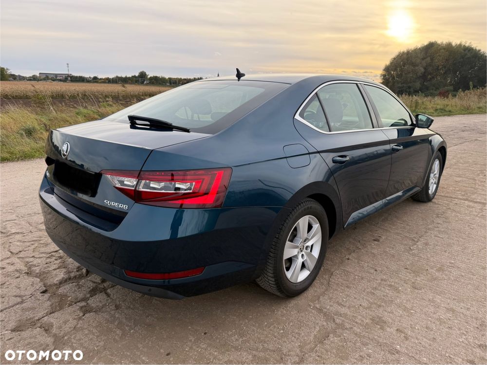 Skoda Superb 1.8 TSI Ambition - 5