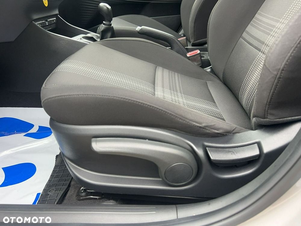 Hyundai i20 - 13