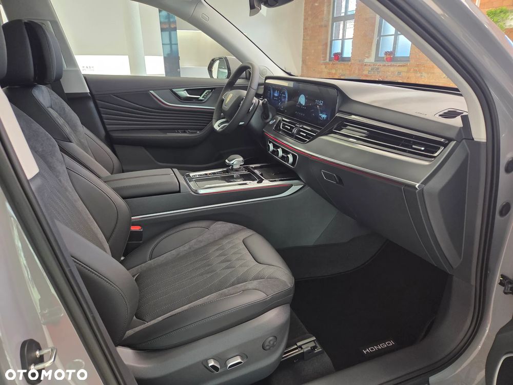 Hongqi HS5 2.0T Executive AWD - 15