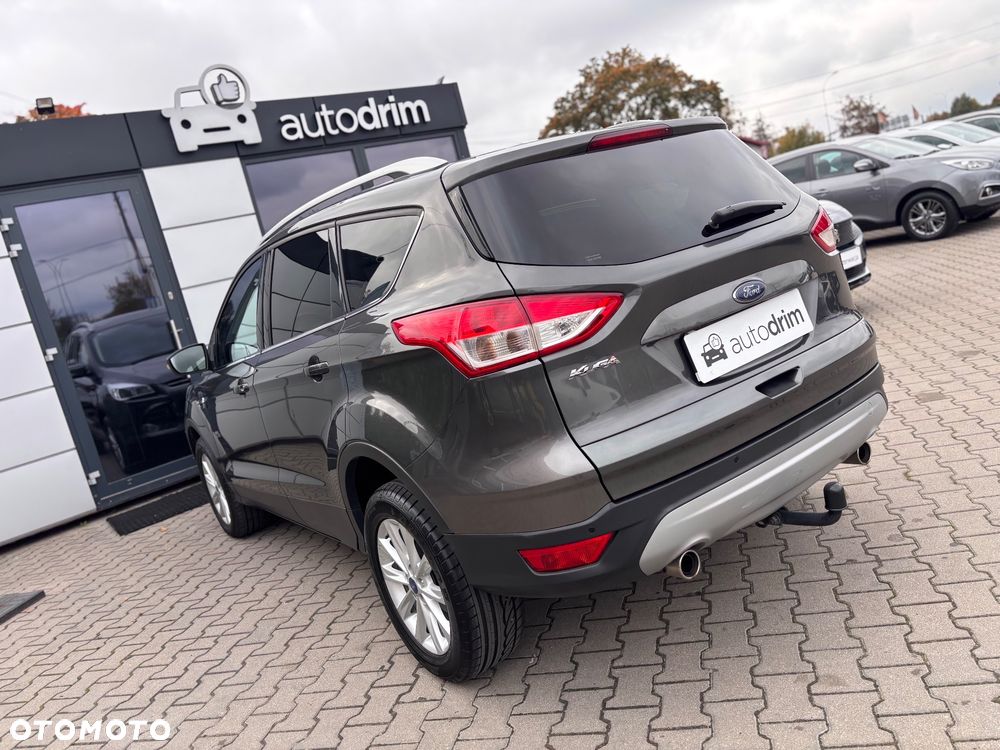 Ford Kuga 2.0 TDCi 2x4 Titanium - 11