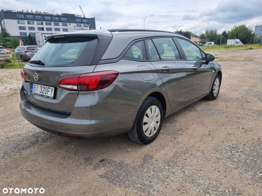 Opel Astra V 1.4 T Enjoy - 1