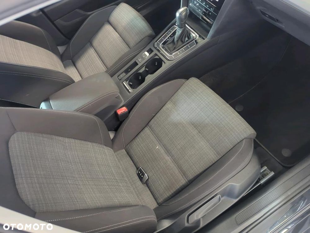Volkswagen Passat 1.5 TSI EVO Business DSG - 15