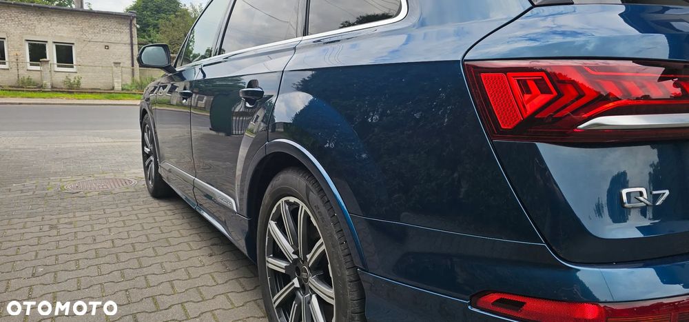 Audi Q7 - 7