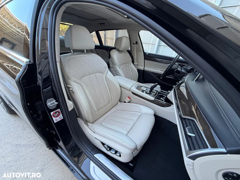 BMW Seria 7 730Ld xDrive - 14