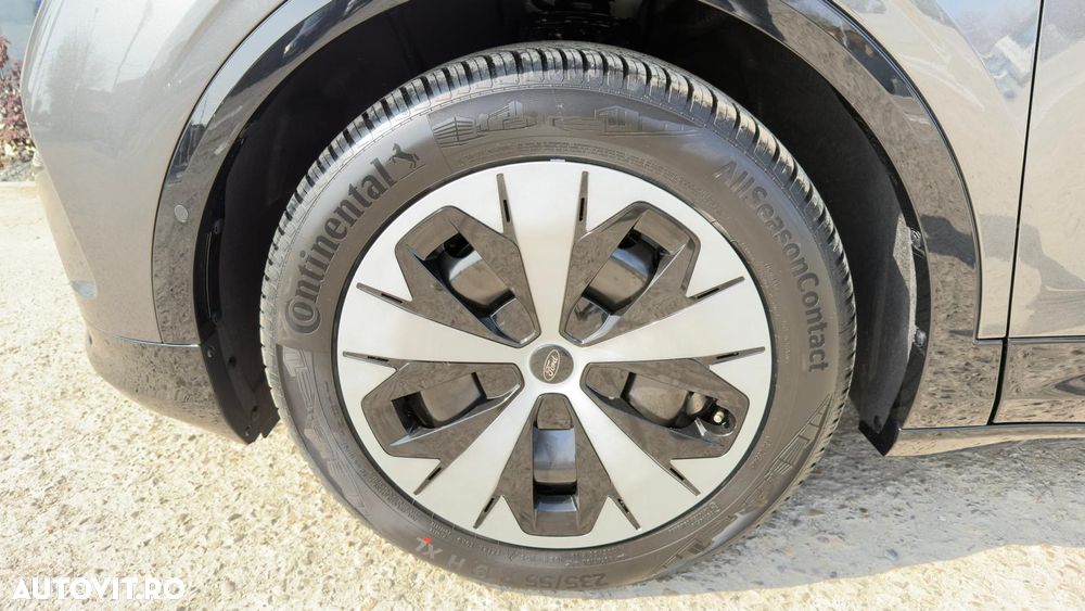 Ford Capri 52kWh RWD Style - 16