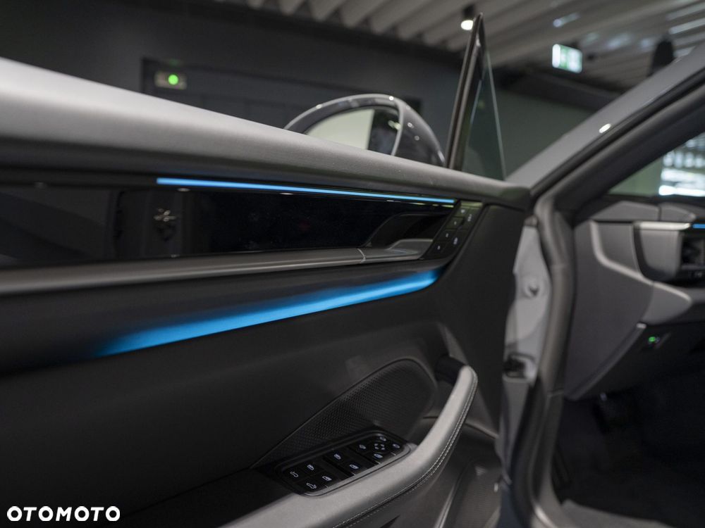 Porsche Macan 4 100kWh - 16