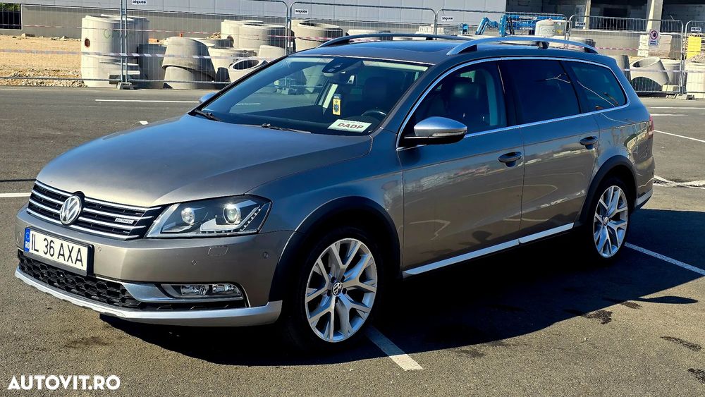 Volkswagen Passat - 1