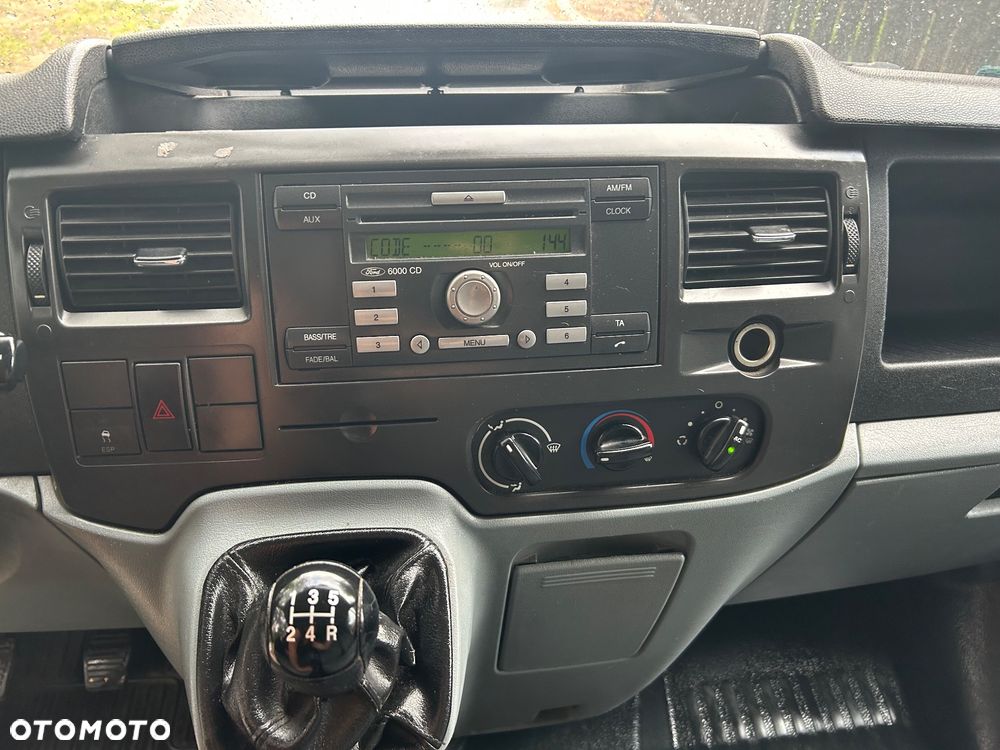 Ford Transit - 6