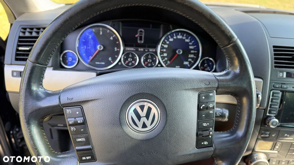 Volkswagen Touareg - 15