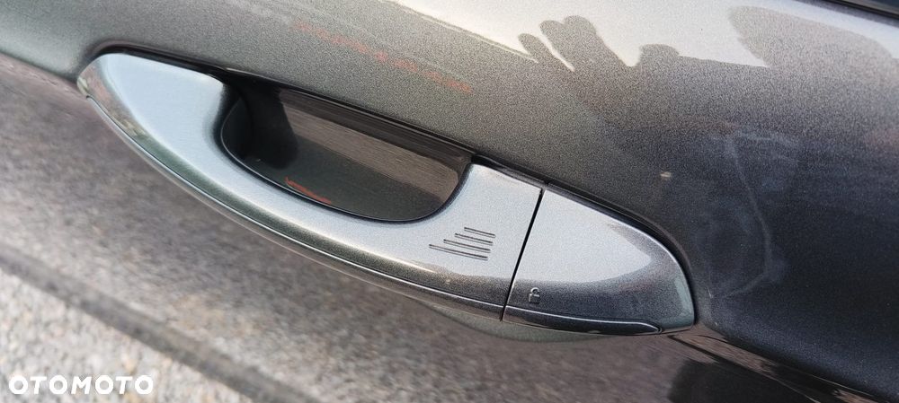 Ford Mondeo 2.0 TDCi Titanium - 17