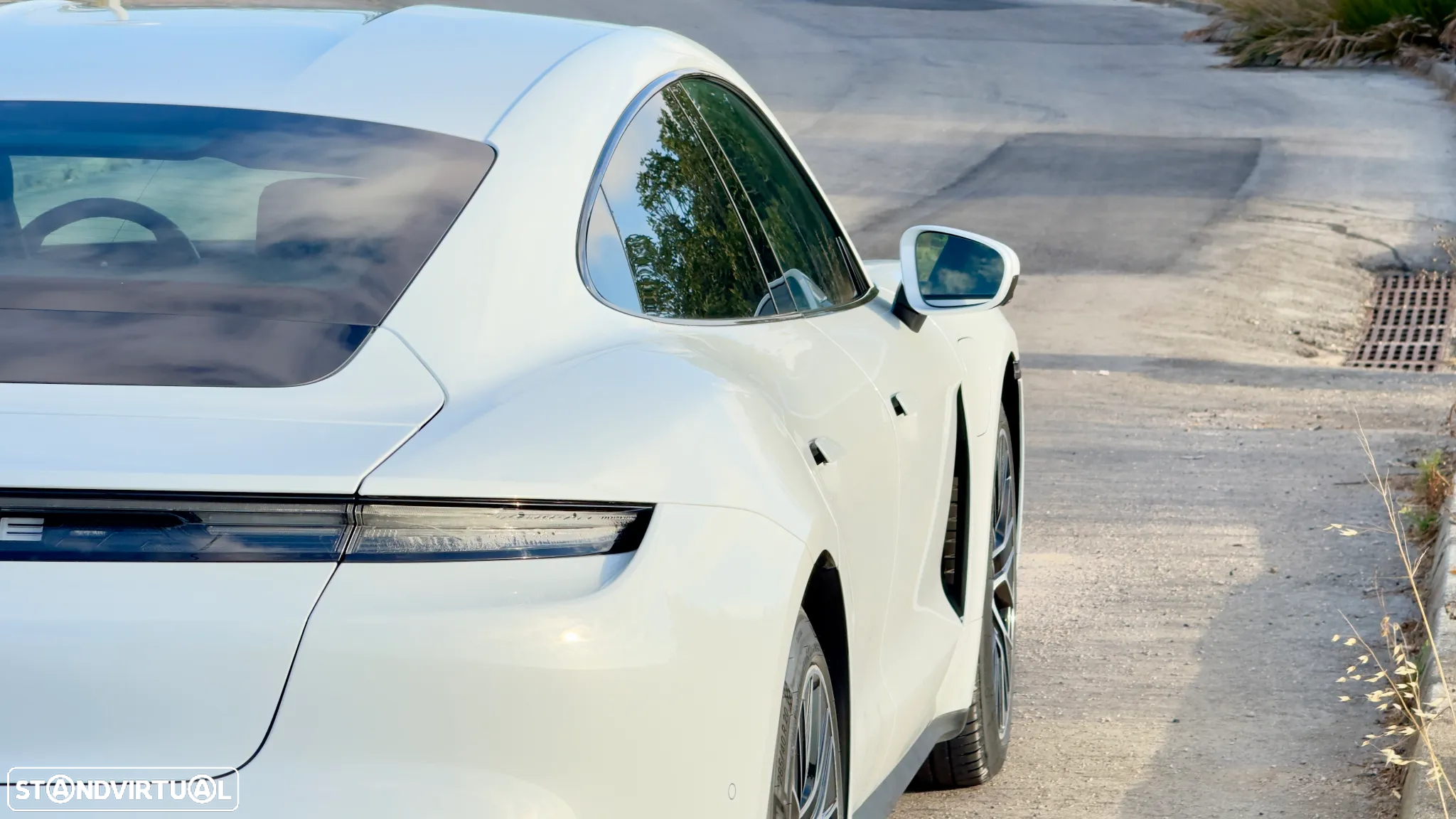 Porsche Taycan 4S - 6