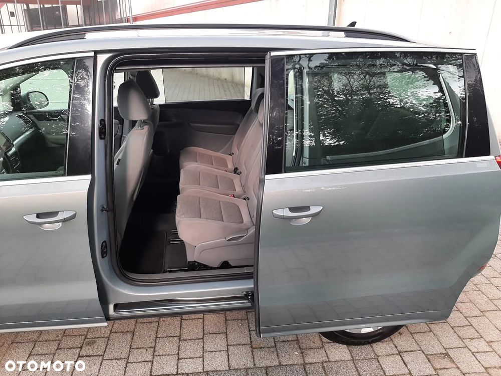 Volkswagen Sharan 2.0 TDI DSG BlueMotion Technology Trendline - 35