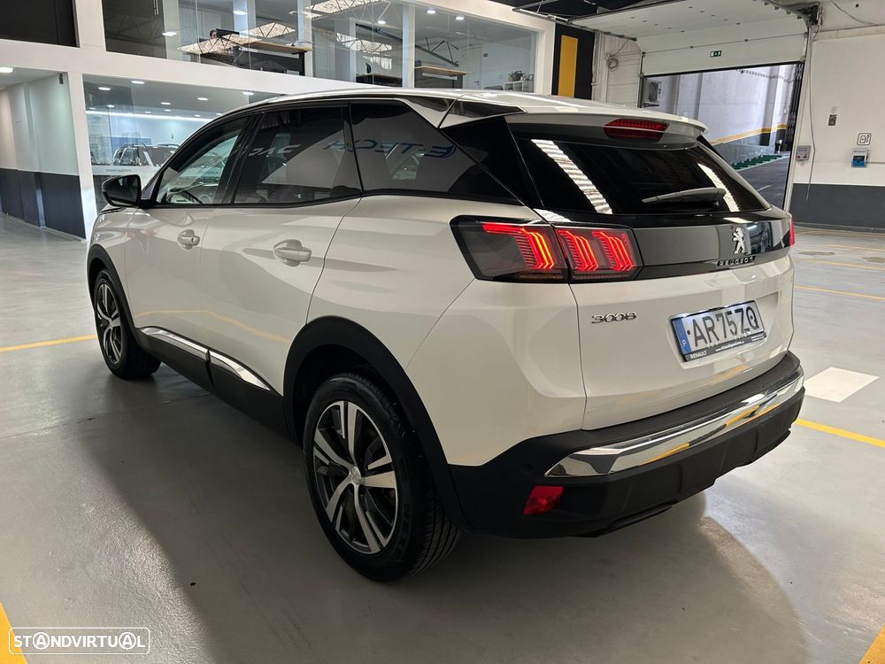 Peugeot 3008 1.2 PureTech Allure EAT8 - 6
