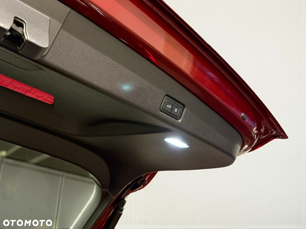 Audi Q5 Sportback - 9